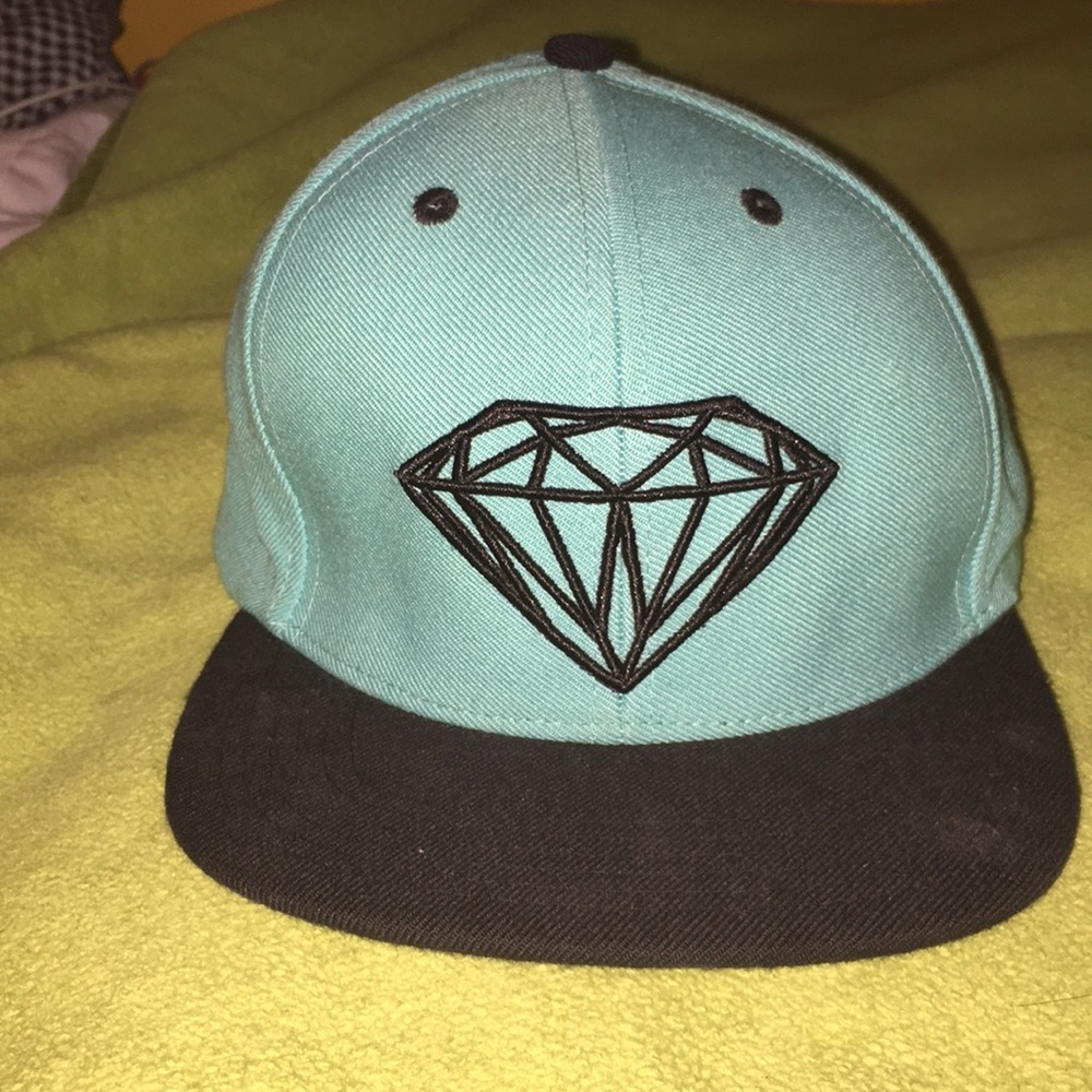 Baby blue unisex diamond snapback